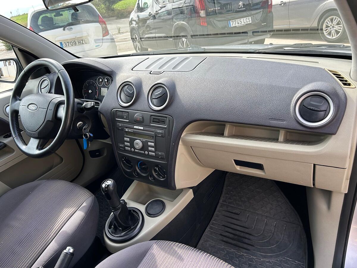 FORD FUSION TREND 1.4 TDCI SPANISH LHD IN SPAIN 0NLY 85000 MILES SUPERB 2005